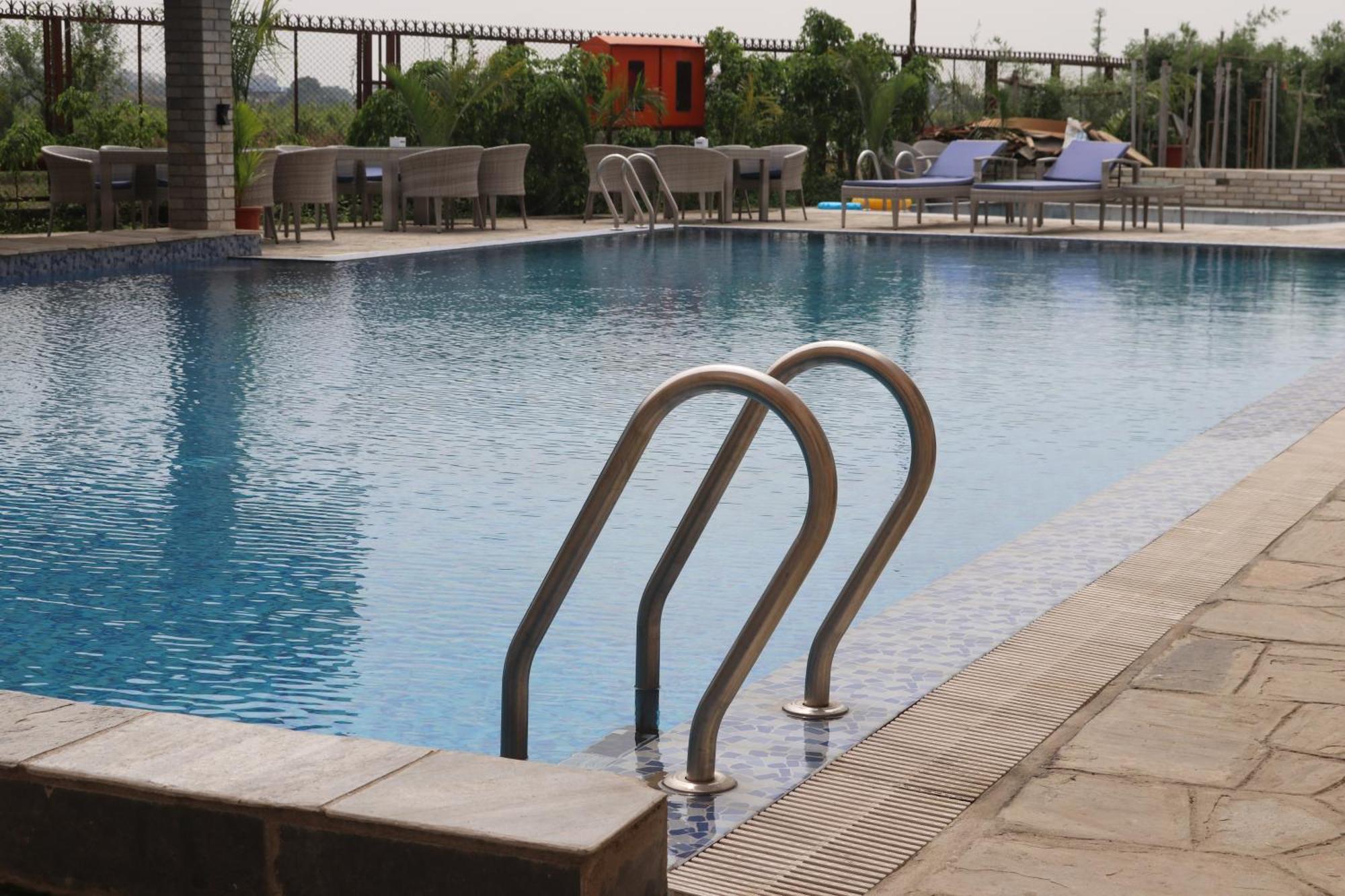 Galaxy Garden Resort Bharatpur  Dış mekan fotoğraf